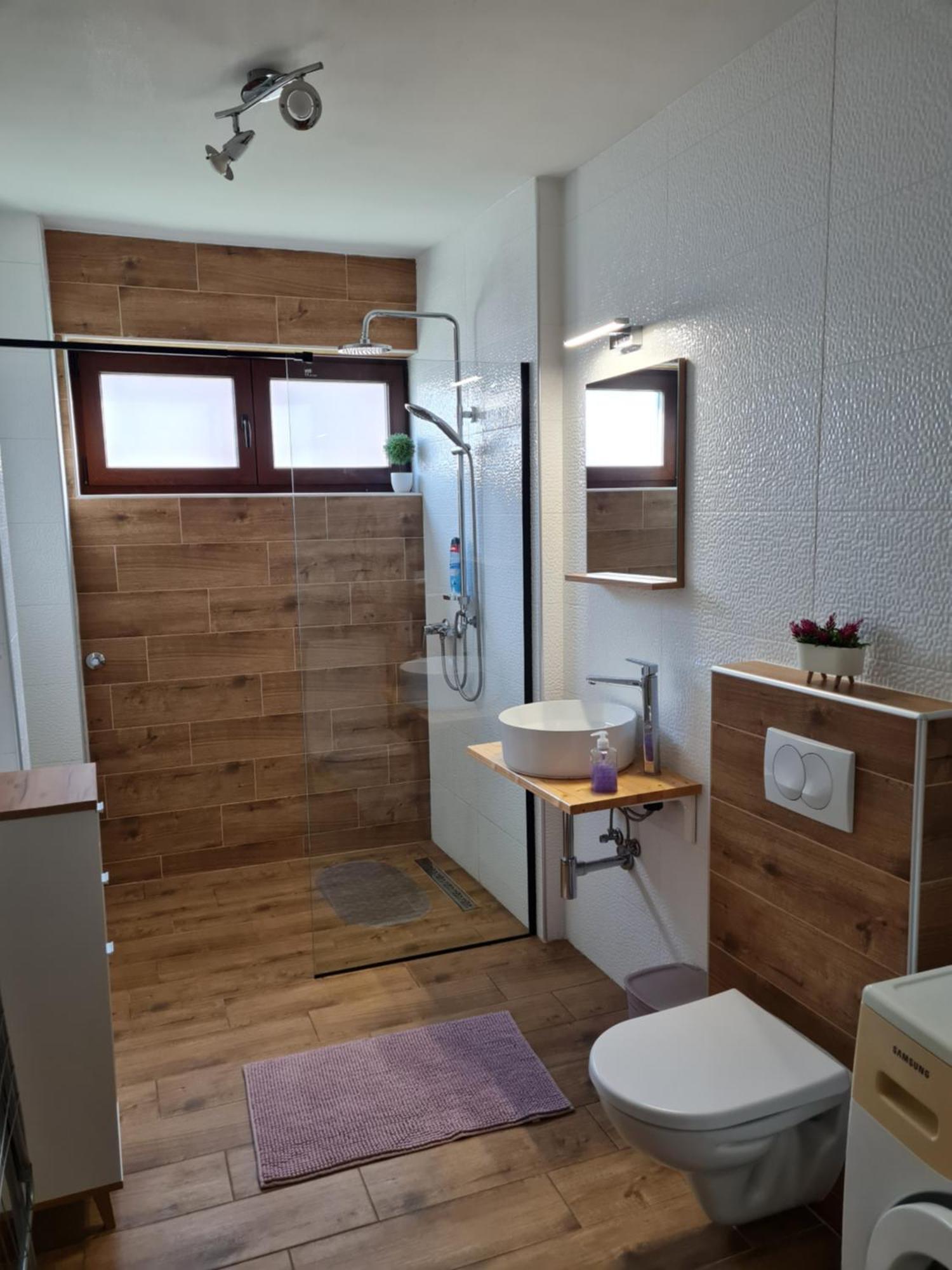 Old Town Road Apartment Karlovac Exterior photo
