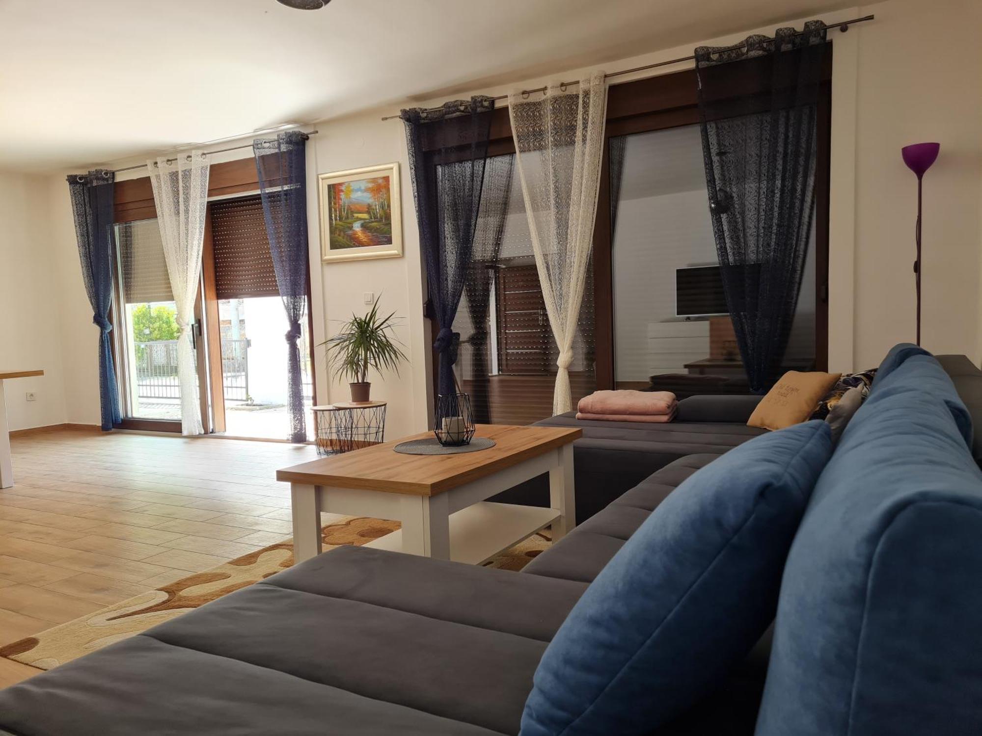 Old Town Road Apartment Karlovac Exterior photo
